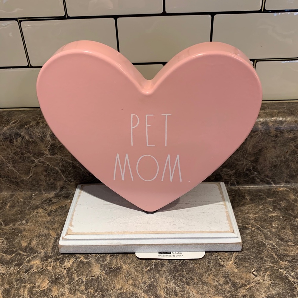 Rae Dunn Pet Mom metal and wood sign.